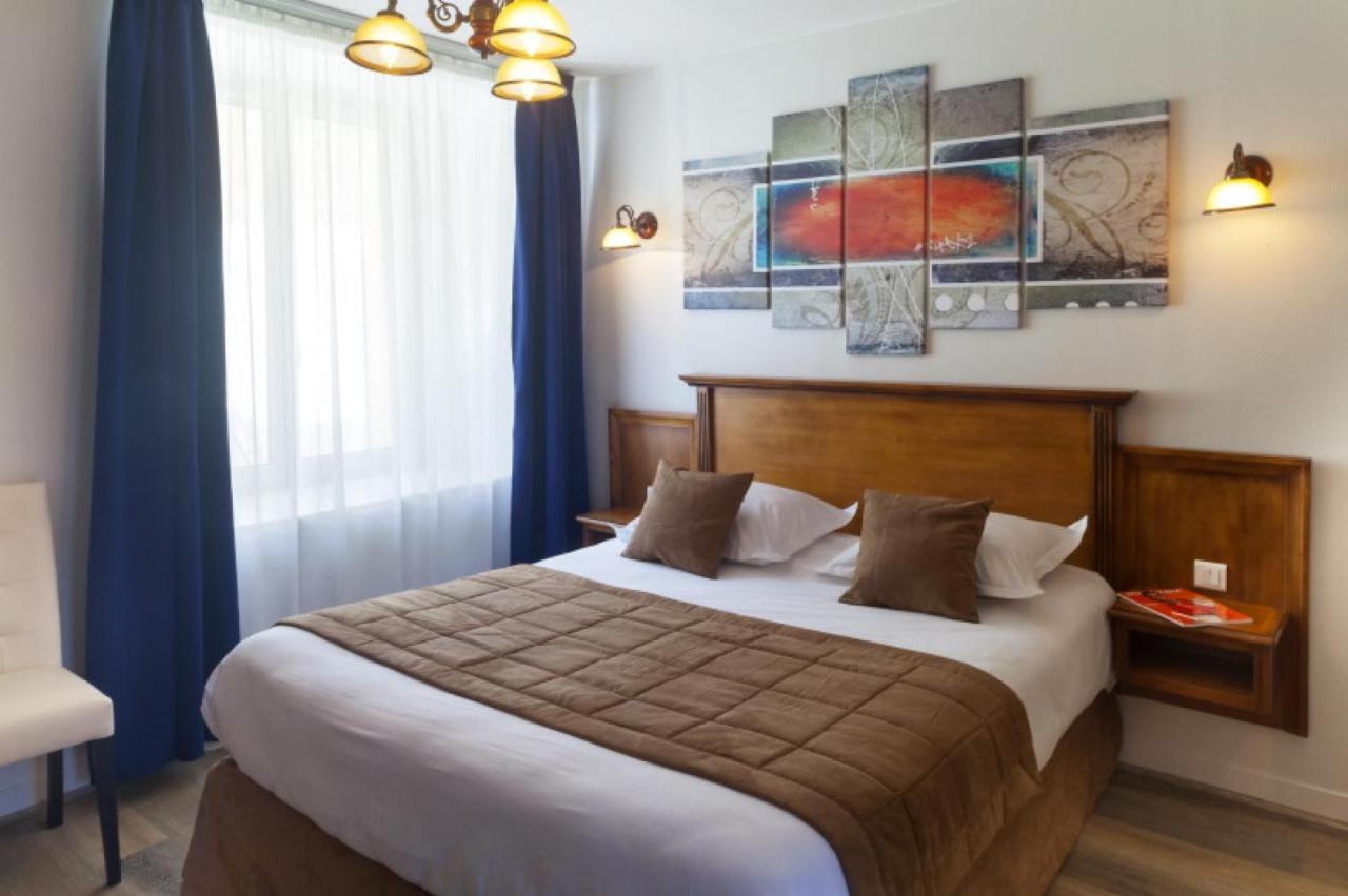 Logis Hotel & Restaurant Du Sauvage ラ・フェルテ・ゴシェ エクステリア 写真