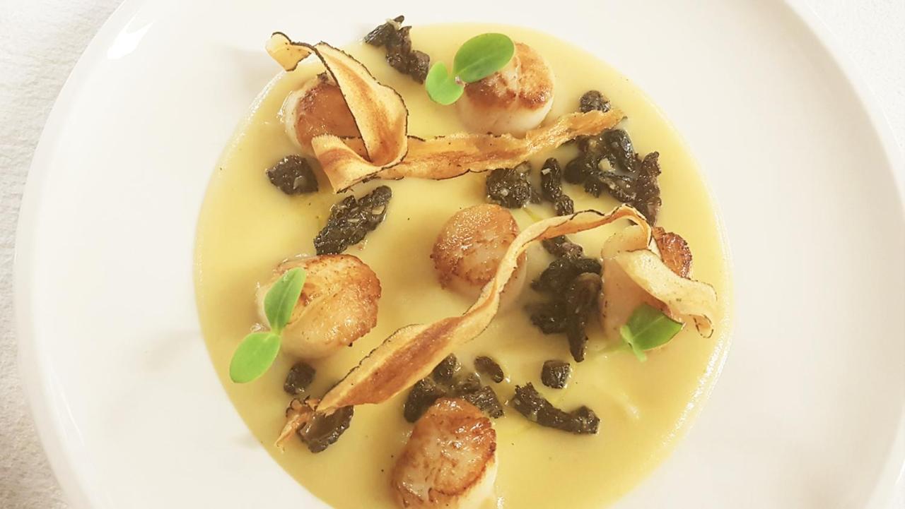Logis Hotel & Restaurant Du Sauvage ラ・フェルテ・ゴシェ エクステリア 写真