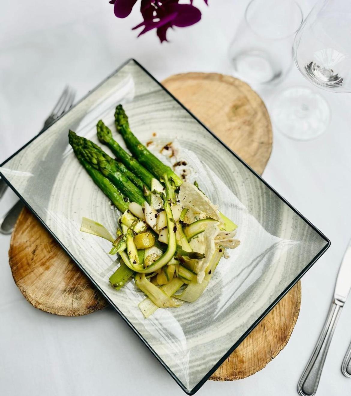 Logis Hotel & Restaurant Du Sauvage ラ・フェルテ・ゴシェ エクステリア 写真